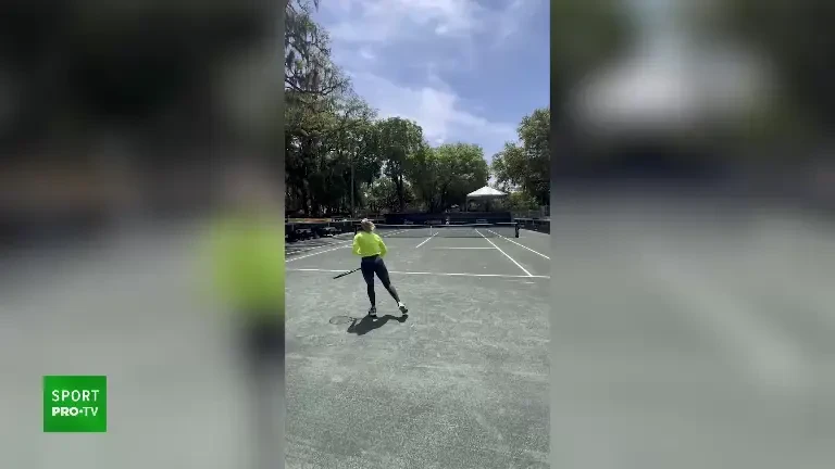 Baraj Ucraina - Rom&acirc;nia | Ana Bogdan, la antrenament pe zgura verde din Florida