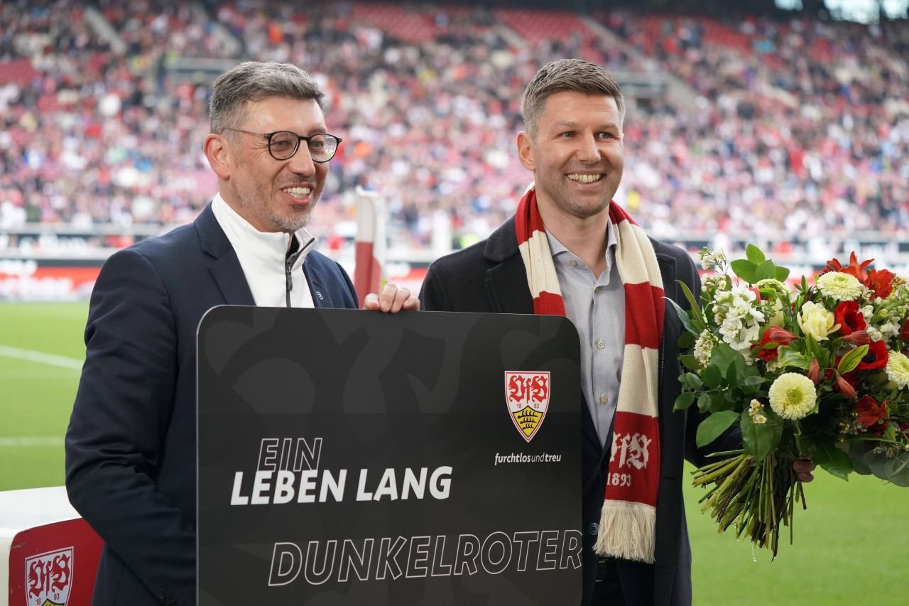 Cel mai cunoscut fotbalist gay, campion în Bundesliga și vicecampion european cu Germania, speaker la conferința FRF din București!_9