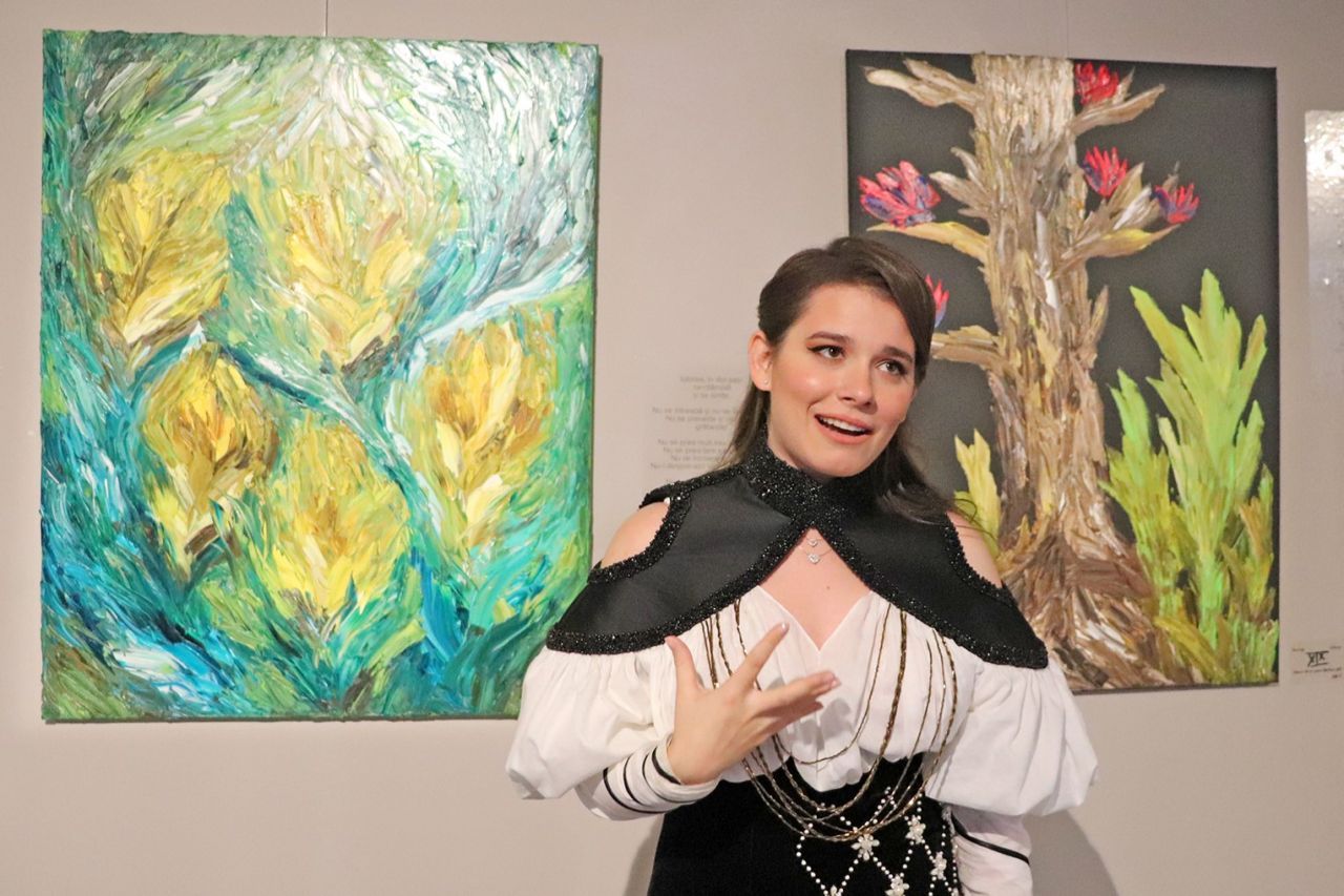 Kira Hagi joacă pe scena Teatrului Național! Piesa se numește