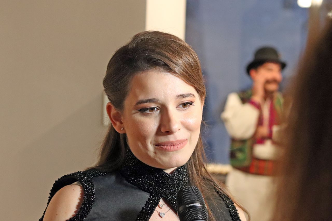 Kira Hagi joacă pe scena Teatrului Național! Piesa se numește 