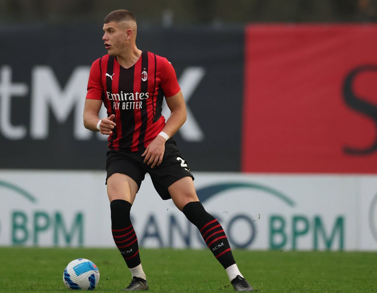 Când revine pe gazon Andrei Coubiș, românul de Champions League de la AC Milan care a refuzat naționala și nu a mai jucat de un an_9