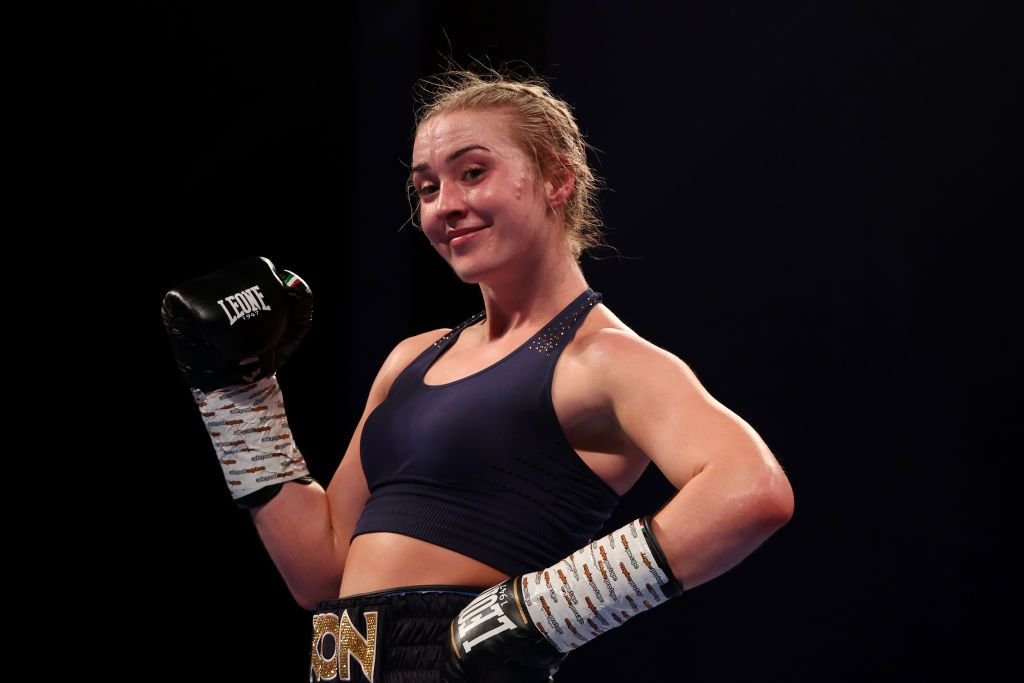 Un Rocky în varianta feminină! Cum a ajuns o frumoasă farmacistă să se lupte pentru titlul mondial în boxul profesionist_4