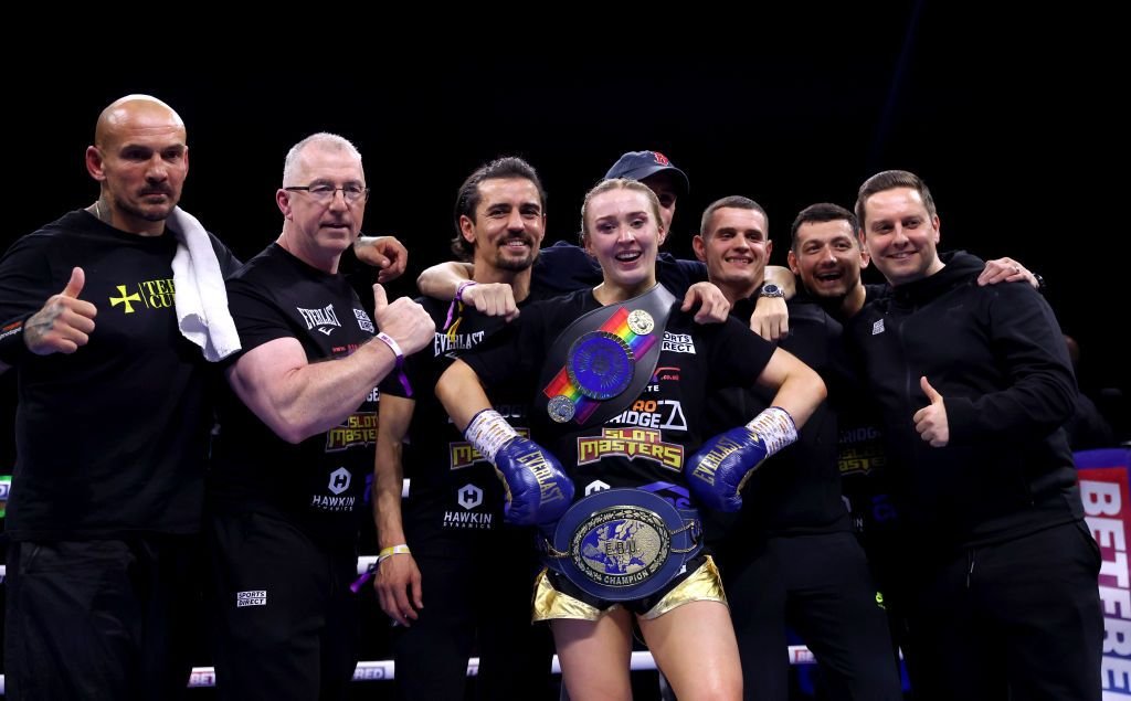 Un Rocky în varianta feminină! Cum a ajuns o frumoasă farmacistă să se lupte pentru titlul mondial în boxul profesionist_9