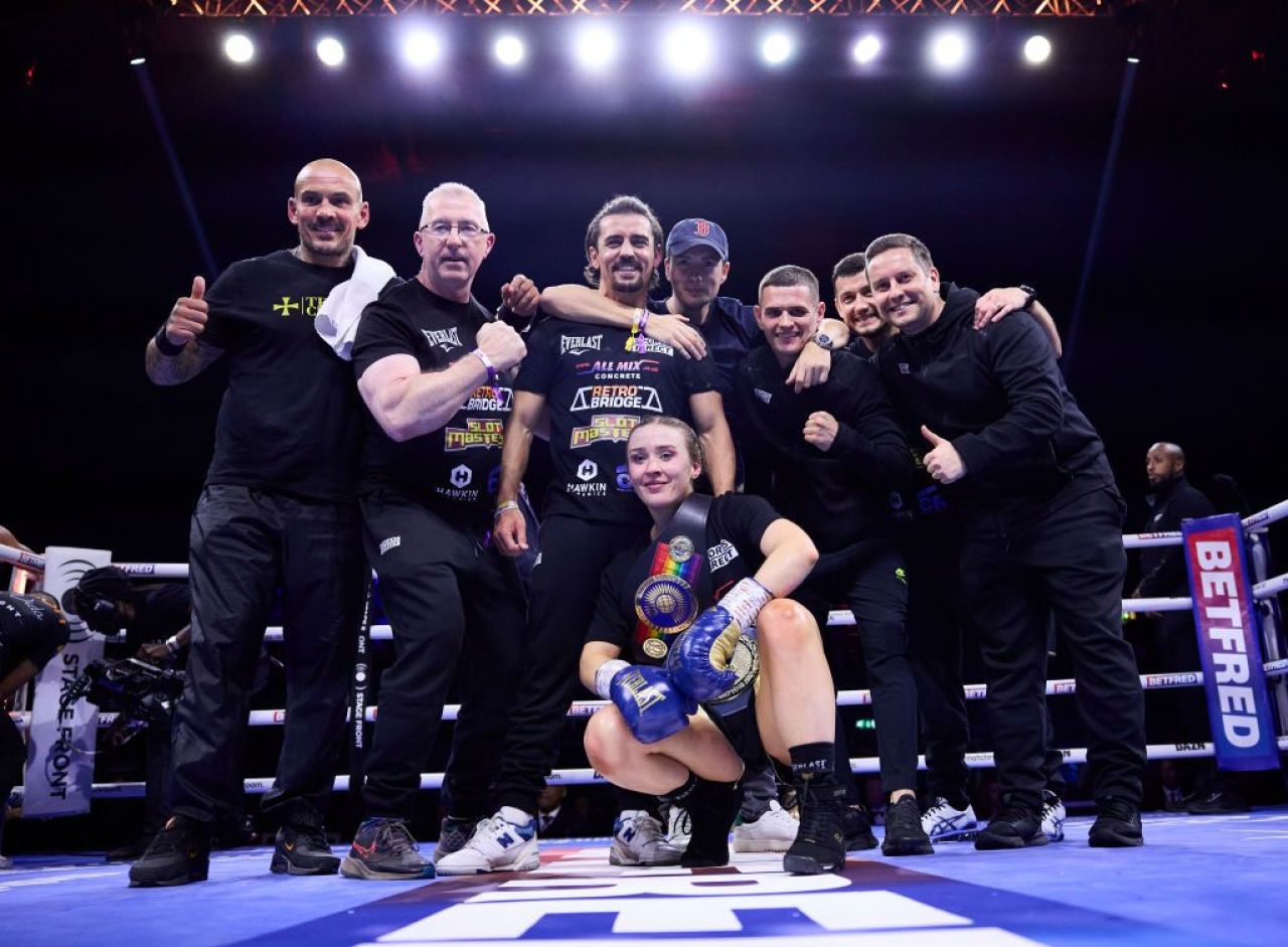Un Rocky în varianta feminină! Cum a ajuns o frumoasă farmacistă să se lupte pentru titlul mondial în boxul profesionist_12