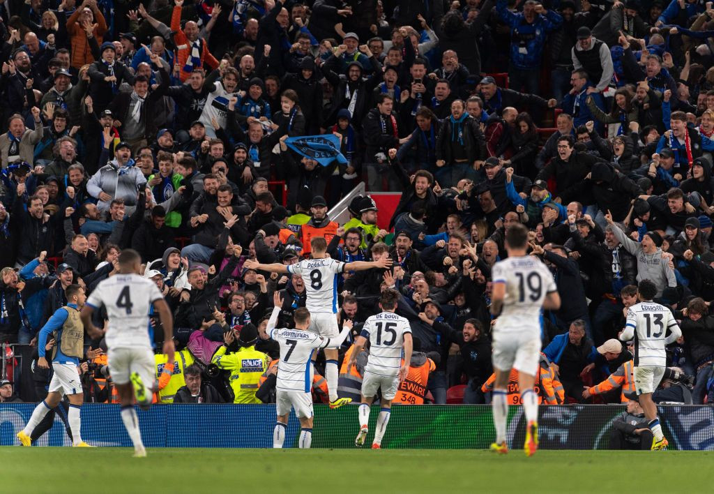 Fanii lui Liverpool își cer banii înapoi, după umilința suferită în fața Atalantei! _6