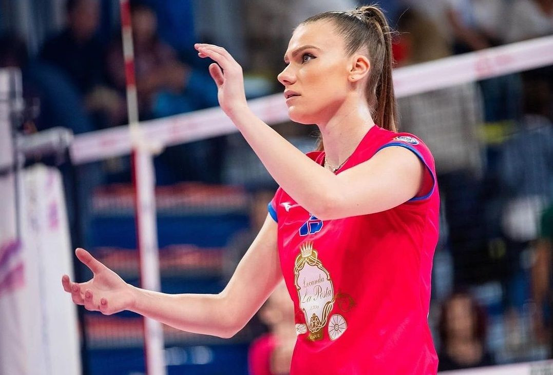 Cea mai bună voleibalistă din Rom&acirc;nia, dată afară de la echipa de club: &rdquo;Călătoria a ajuns la final!&rdquo;