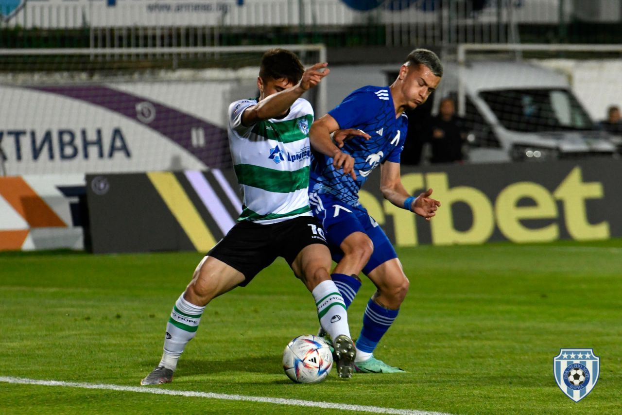 Atacantul român din străinătate care speră la titlu și Champions League a înscris primul gol la noua echipă!_12