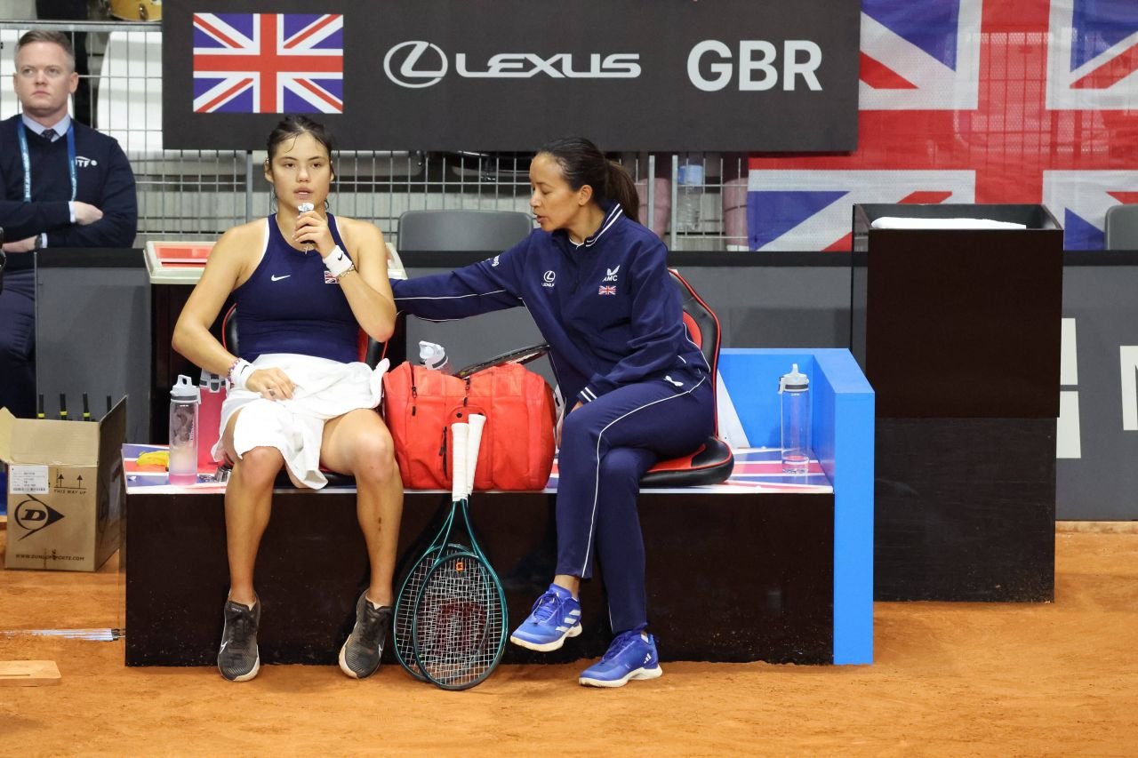 Emma Răducanu a fost eroina Marii Britanii la turneul Billie Jean King Cup!_44