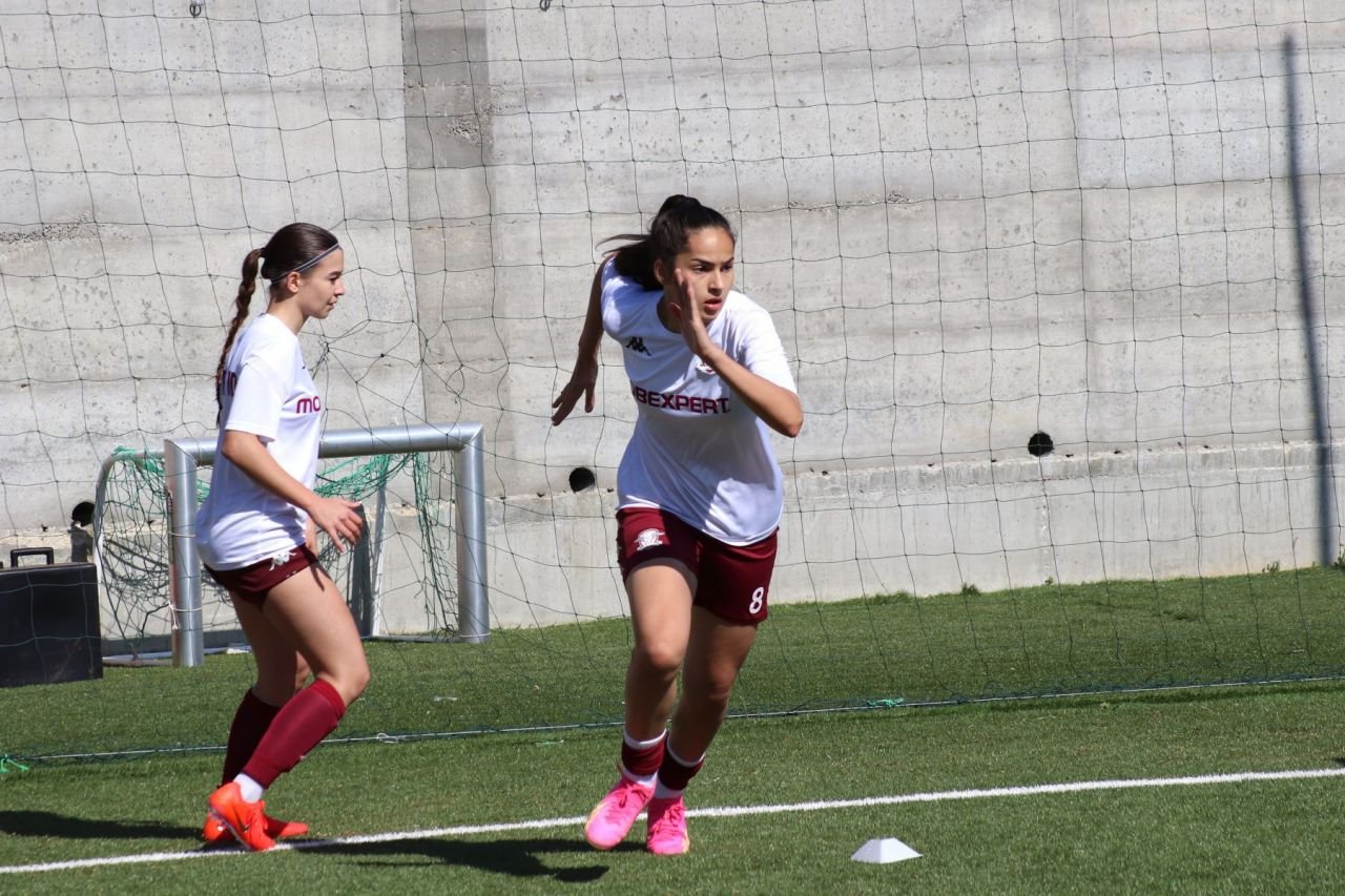 Promovare pentru echipa feminină a Rapidului, după ce a distrus-o pe FC Voluntari!_8