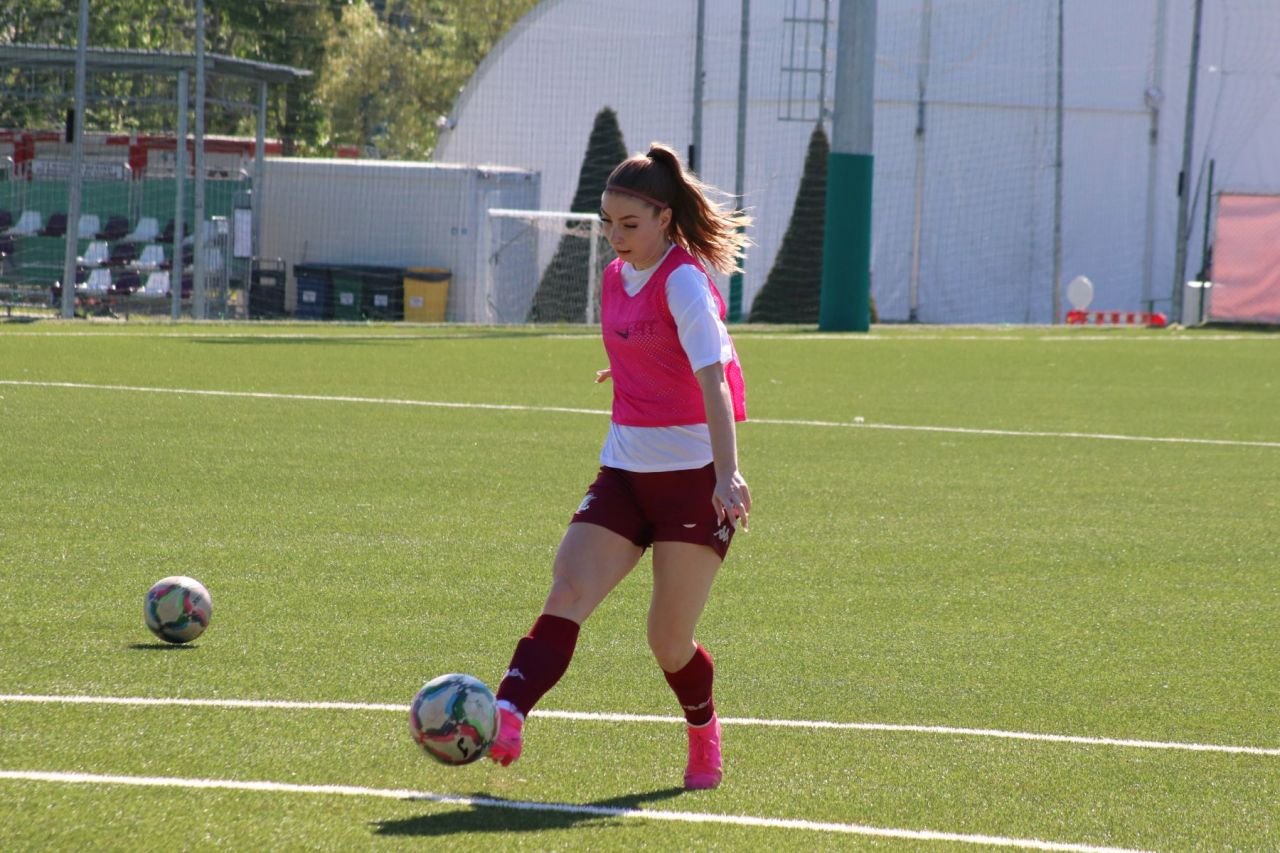 Promovare pentru echipa feminină a Rapidului, după ce a distrus-o pe FC Voluntari!_13