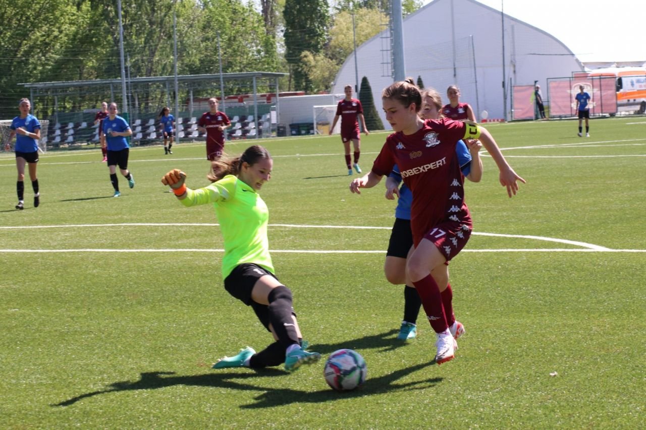 Promovare pentru echipa feminină a Rapidului, după ce a distrus-o pe FC Voluntari!_20