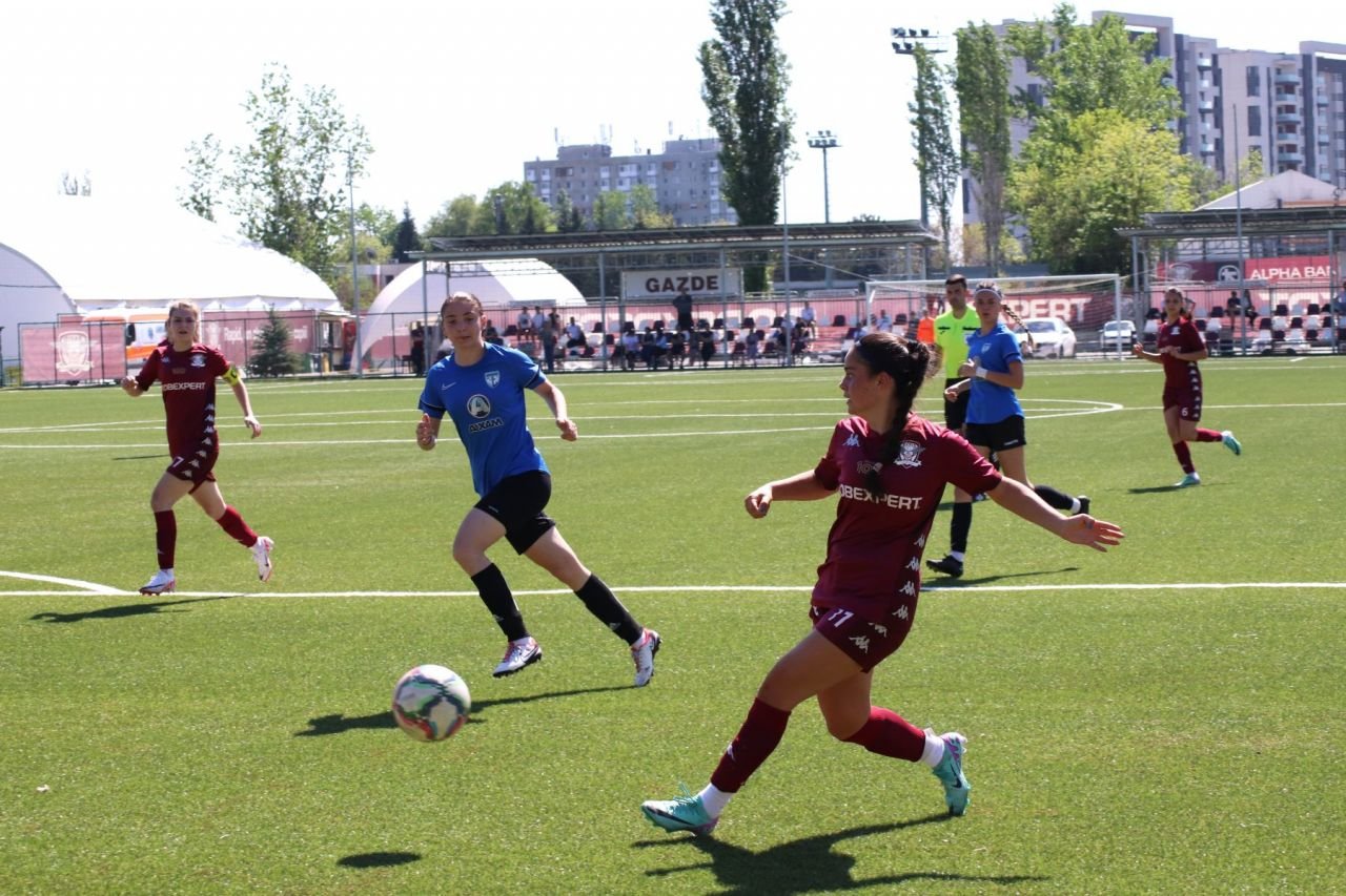 Promovare pentru echipa feminină a Rapidului, după ce a distrus-o pe FC Voluntari!_21