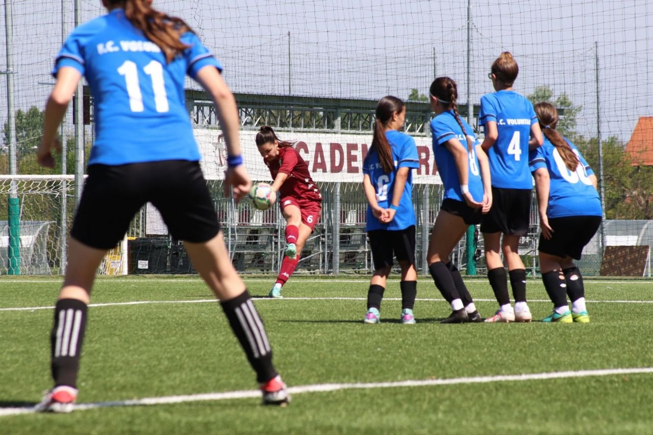 Promovare pentru echipa feminină a Rapidului, după ce a distrus-o pe FC Voluntari!_27