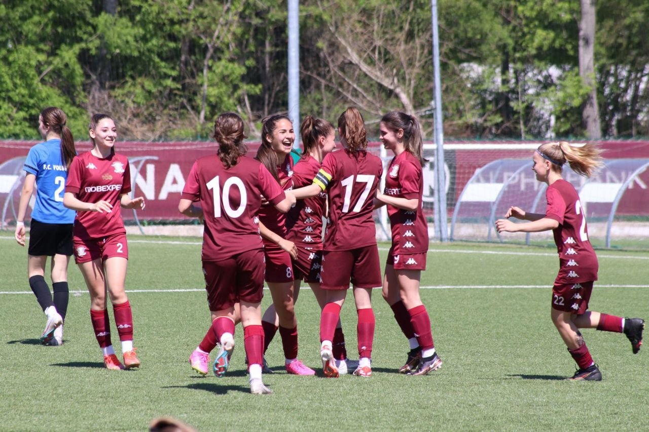 Promovare pentru echipa feminină a Rapidului, după ce a distrus-o pe FC Voluntari!_38