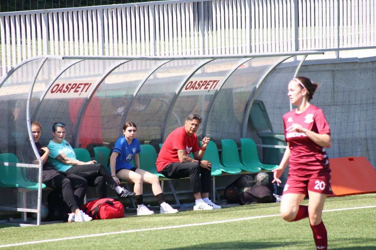 Promovare pentru echipa feminină a Rapidului, după ce a distrus-o pe FC Voluntari!_40