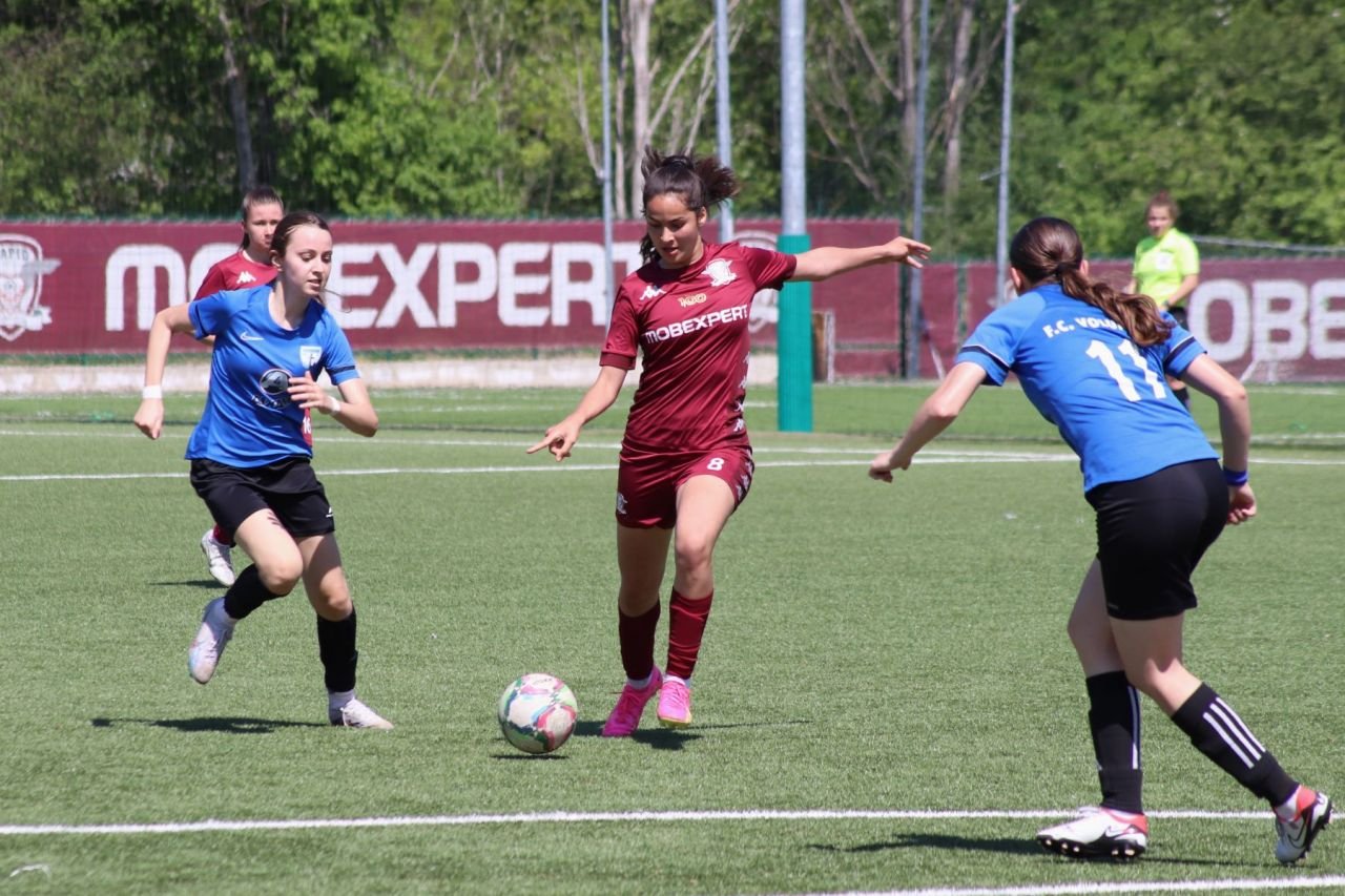 Promovare pentru echipa feminină a Rapidului, după ce a distrus-o pe FC Voluntari!_42