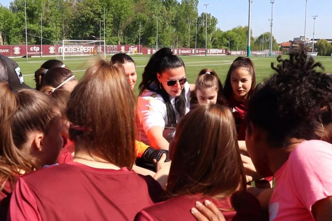 Promovare pentru echipa feminină a Rapidului, după ce a distrus-o pe FC Voluntari!_46