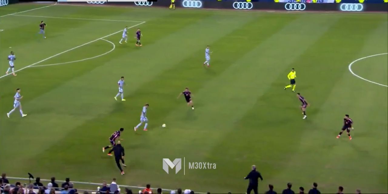 ”E mai rapid decât Mbappe!” Bodyguard-ul lui Messi impresionează din nou! A traversat terenul în mai puțin de cinci secunde_19