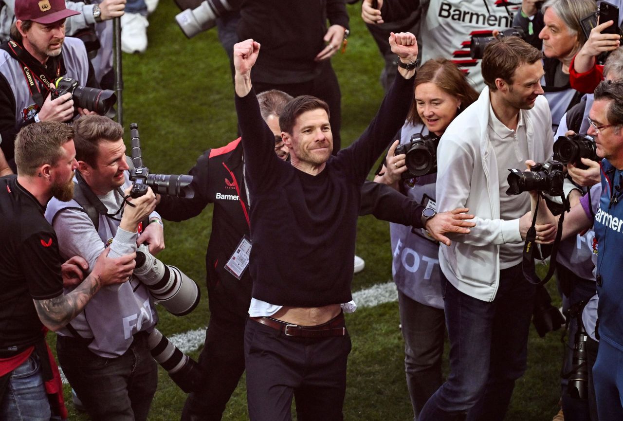 Xabi Alonso și serile de miercuri cu Izarra_1