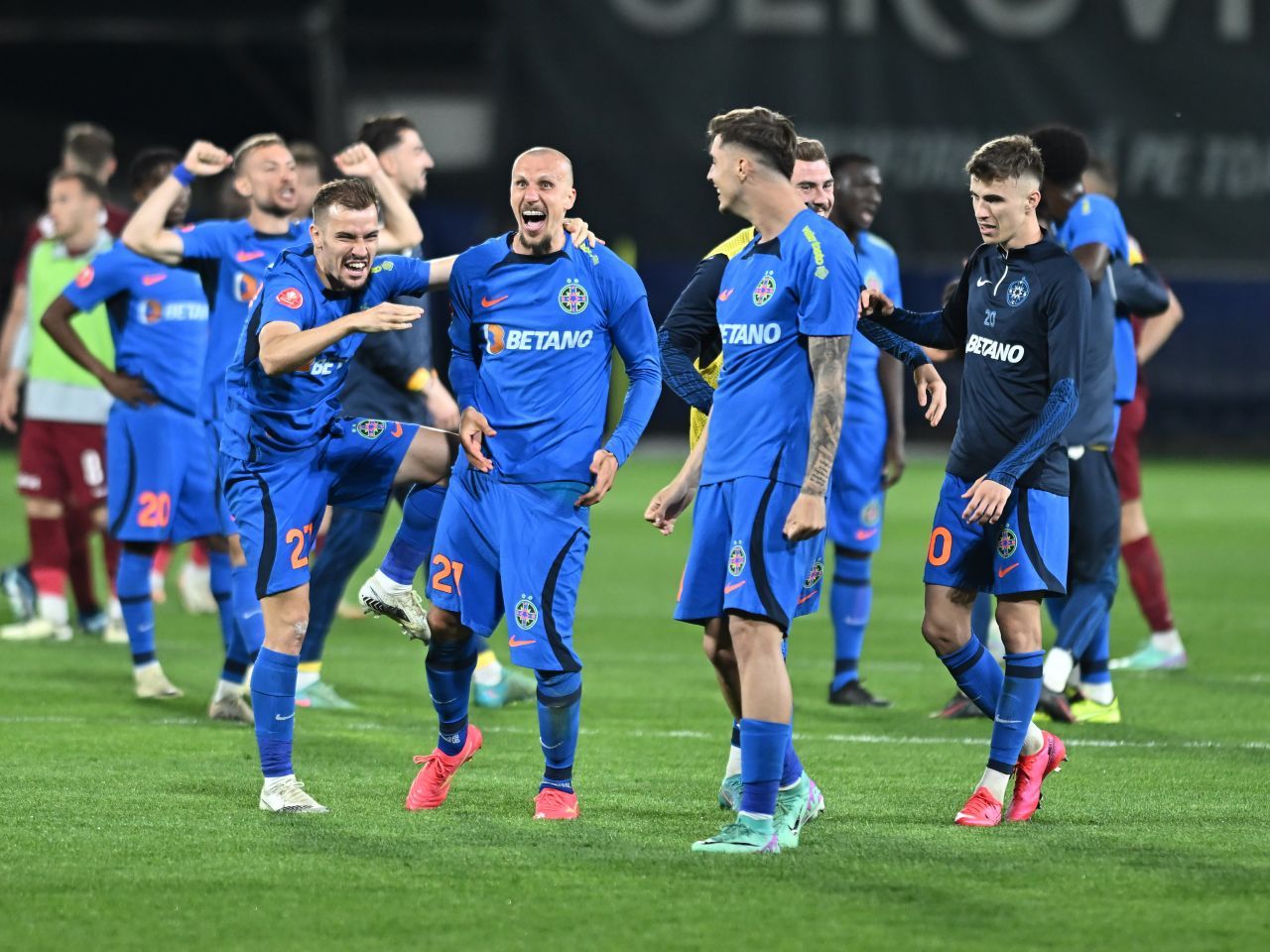 FCSB și Becali au revoluționat fotbalul_1