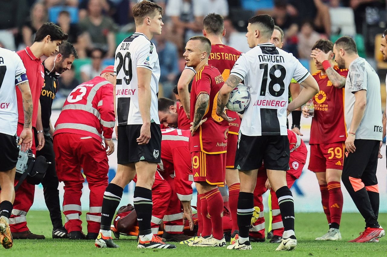 Momente de panică la AS Roma! Prima imagine cu Evan Ndicka după ce a căzut lat pe gazon_3