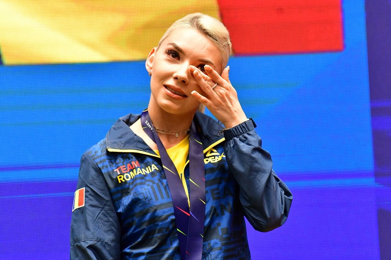 O nouă performanță pentru Bernadette Szocs. Stelista a urcat pe locul 8 în clasamentul mondial!_63