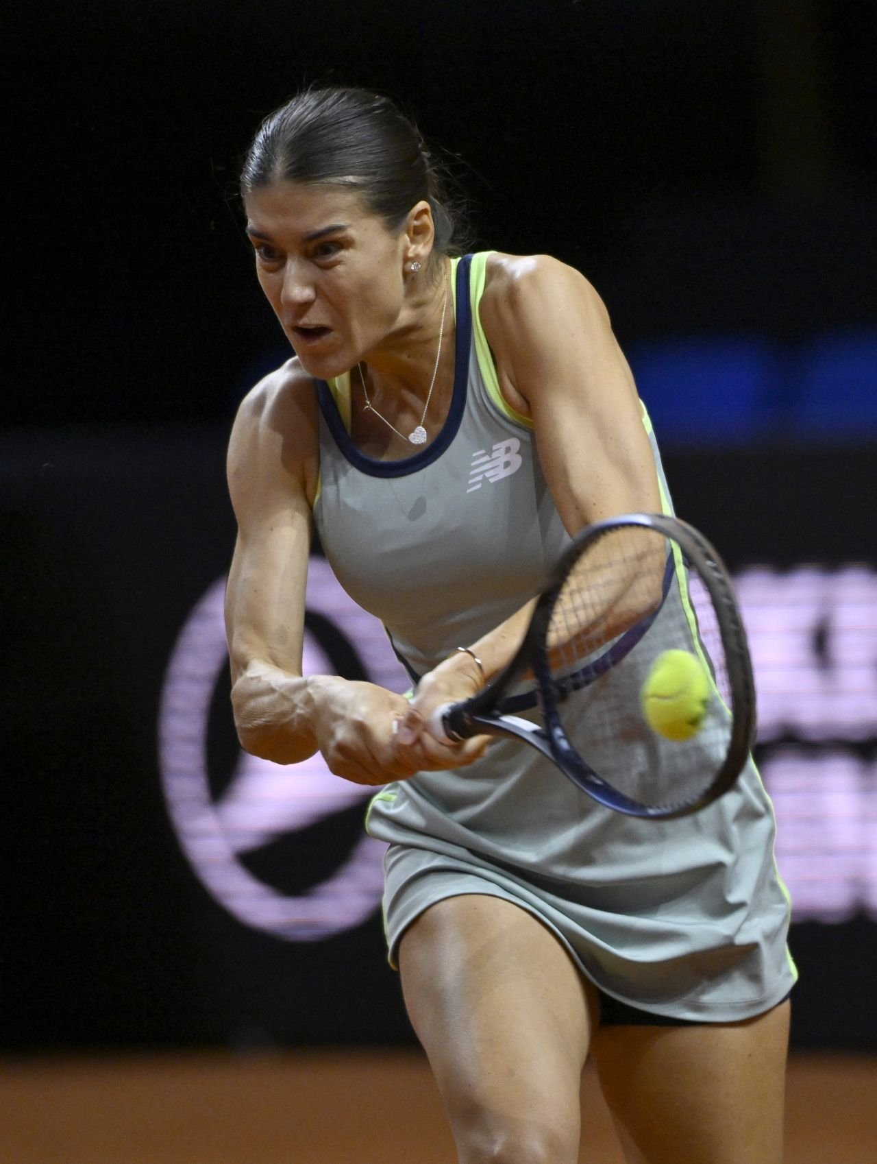 Cu câți bani a rămas Sorana Cîrstea după eliminarea în primul tur la Stuttgart. Eșec-fulger_2