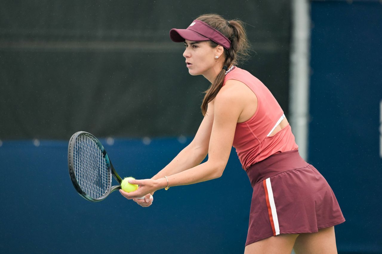 Cu câți bani a rămas Sorana Cîrstea după eliminarea în primul tur la Stuttgart. Eșec-fulger_11