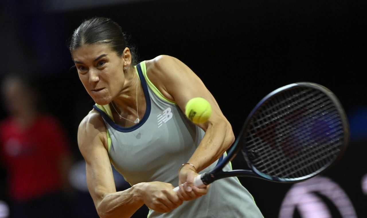 Cu câți bani a rămas Sorana Cîrstea după eliminarea în primul tur la Stuttgart. Eșec-fulger_14