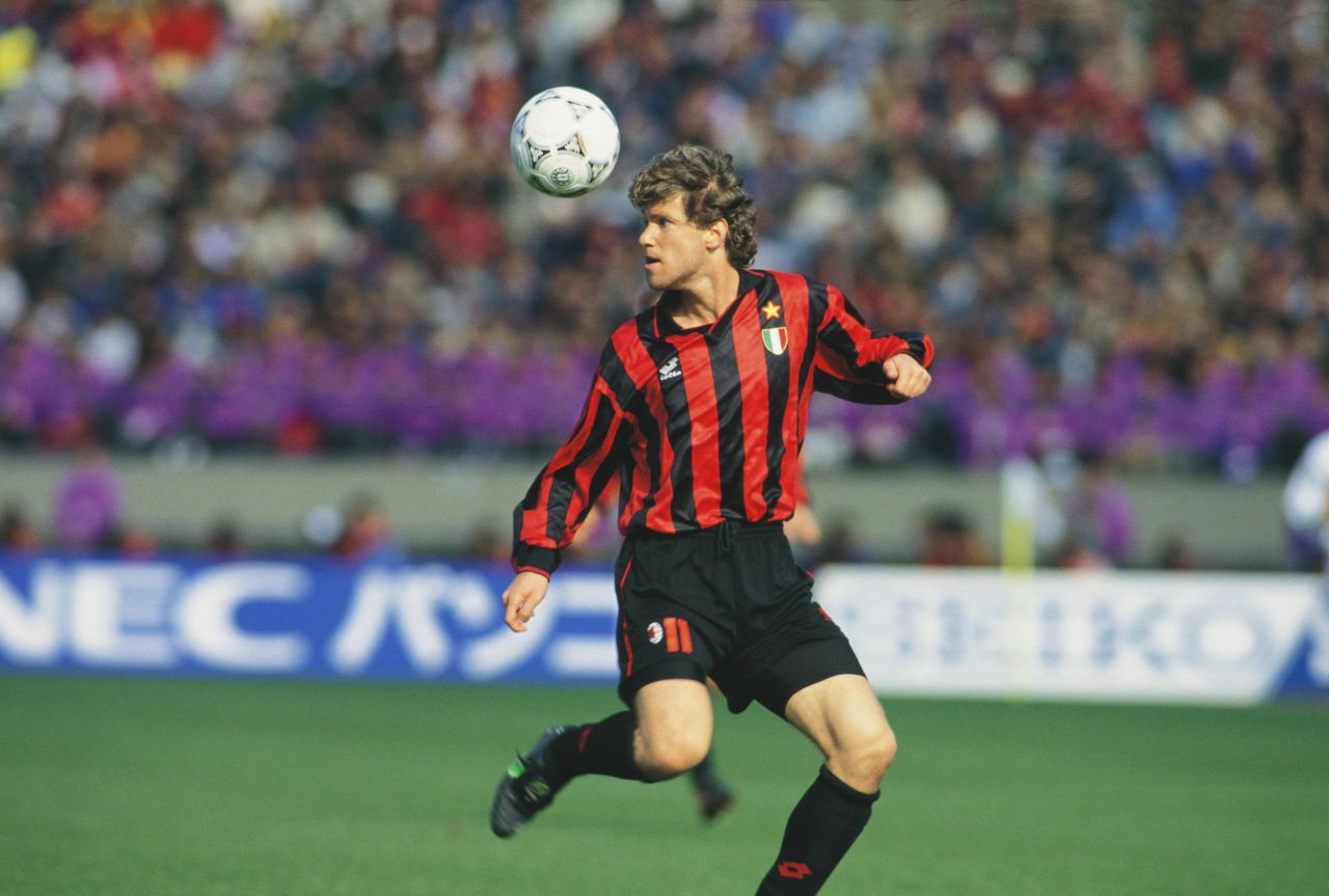 Capitolul la care Florin Răducioiu e peste Hagi sau Mutu! Românul a intrat într-un club select_15