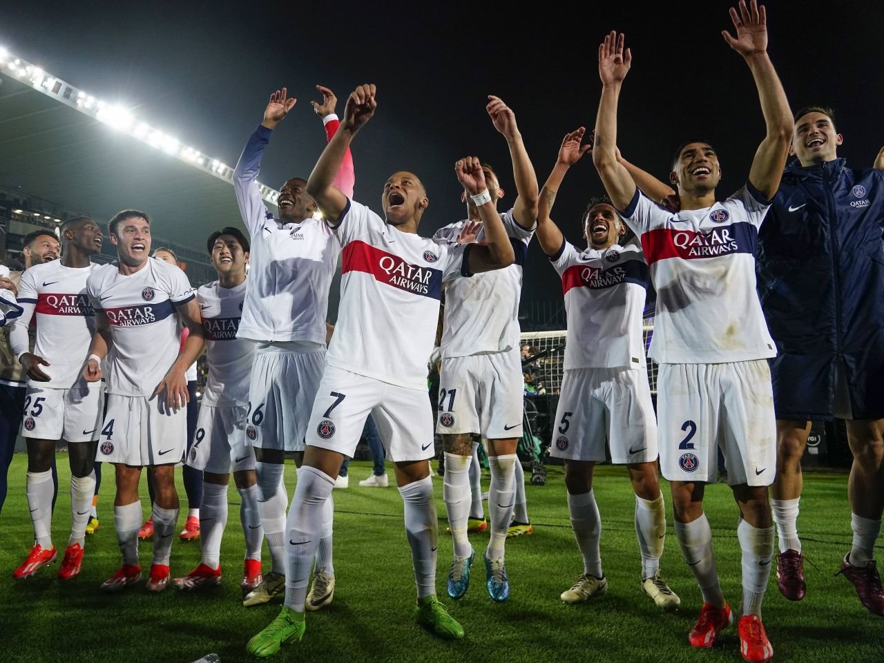 Este sezonul lui Kylian Mbappe! Cifre amețitoare după ”dubla” din FC Barcelona - PSG 1-4_3