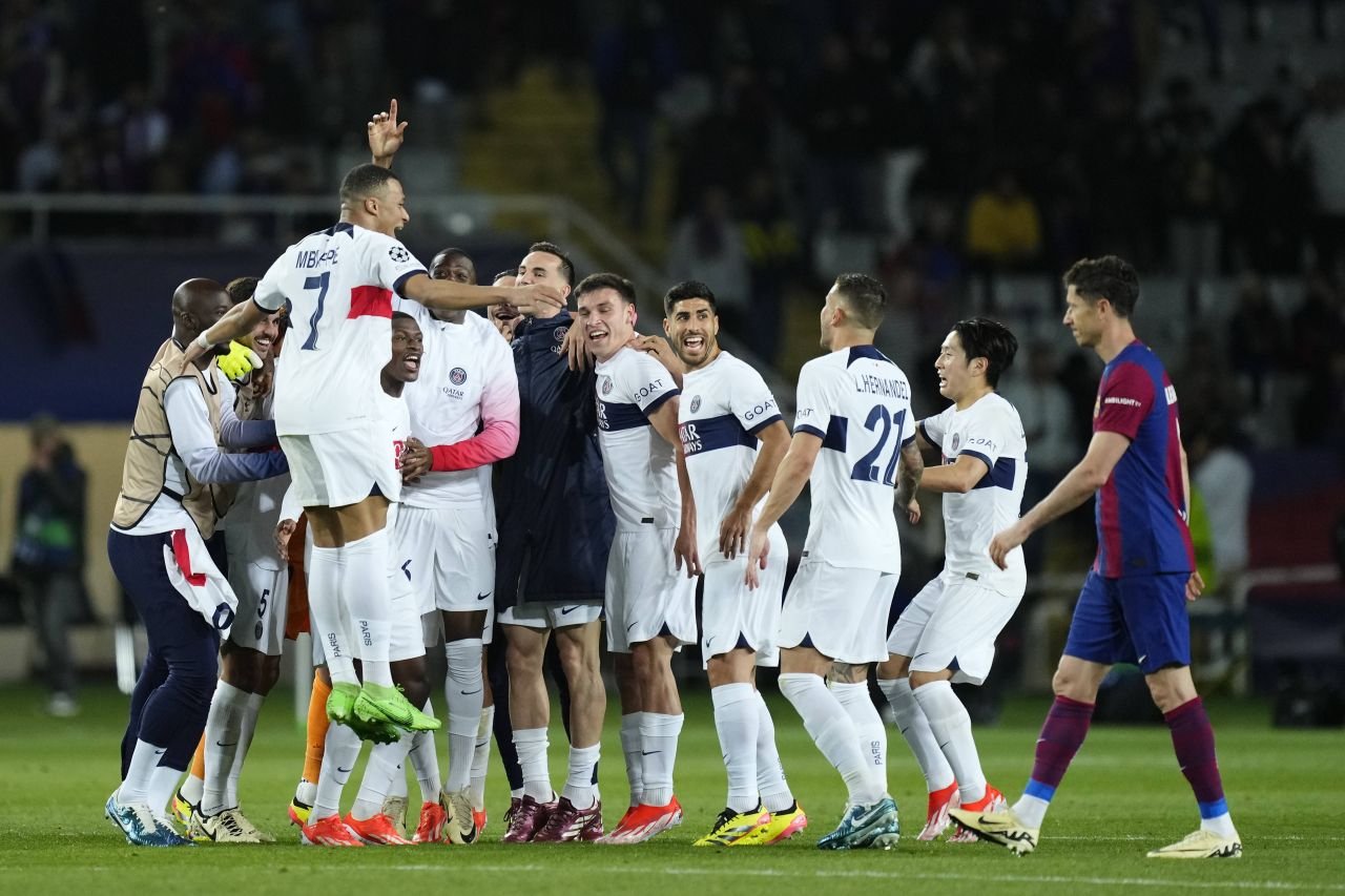 Este sezonul lui Kylian Mbappe! Cifre amețitoare după ”dubla” din FC Barcelona - PSG 1-4_4