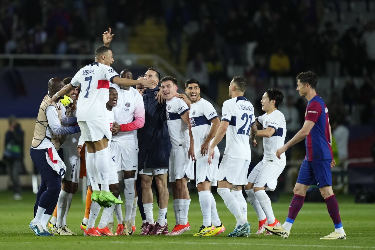 Este sezonul lui Kylian Mbappe! Cifre amețitoare după ”dubla” din FC Barcelona - PSG 1-4_4