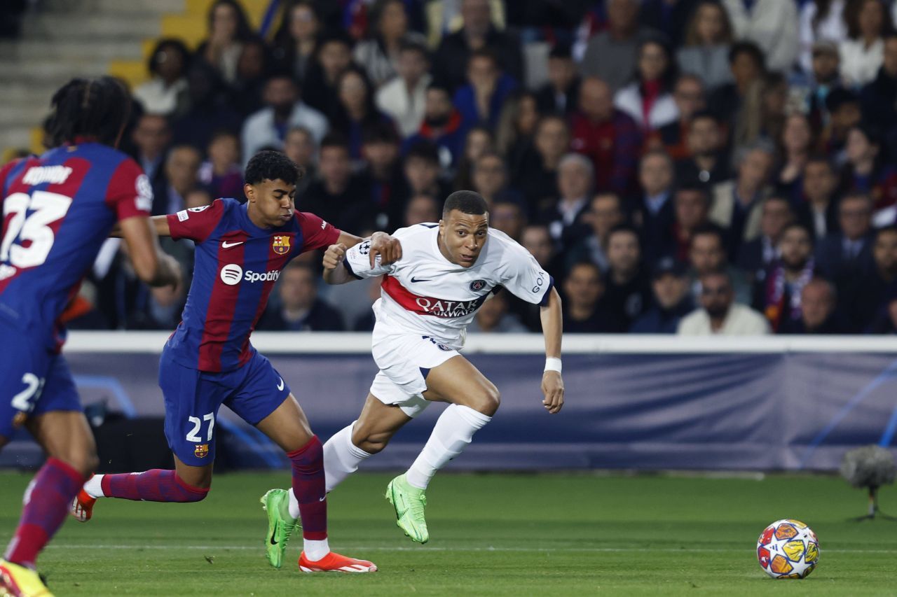 Este sezonul lui Kylian Mbappe! Cifre amețitoare după ”dubla” din FC Barcelona - PSG 1-4_11