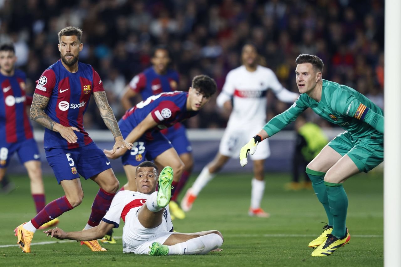 Este sezonul lui Kylian Mbappe! Cifre amețitoare după ”dubla” din FC Barcelona - PSG 1-4_14