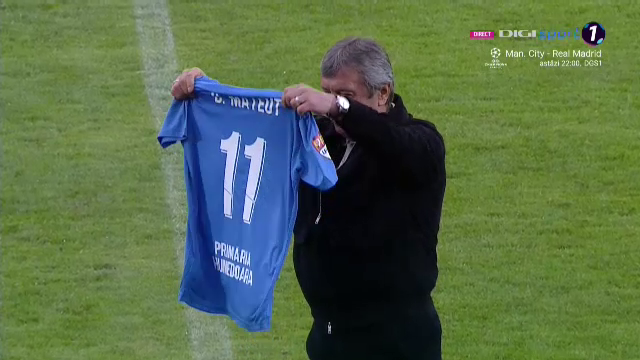 Apariție rară! Dorin Mateuț, prezent la Corvinul - Voluntari_4