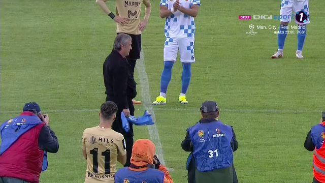 Apariție rară! Dorin Mateuț, prezent la Corvinul - Voluntari_23