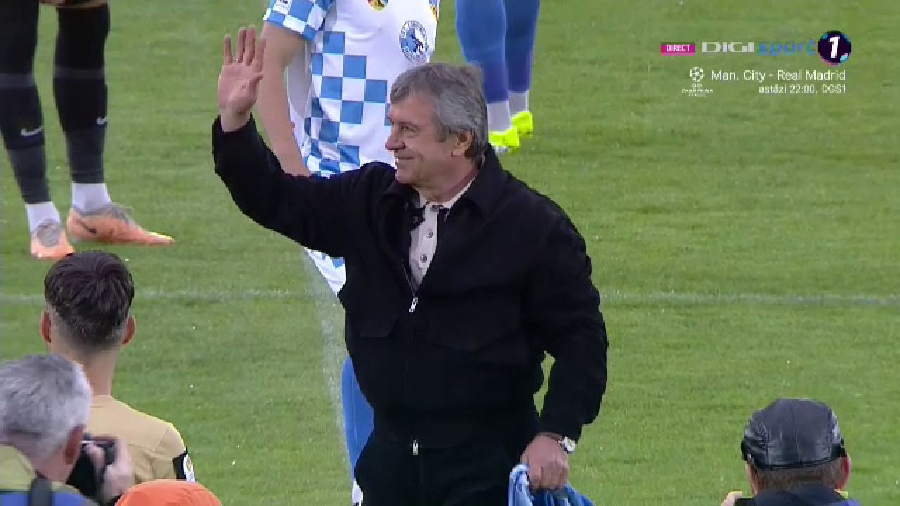 Apariție rară! Dorin Mateuț, prezent la Corvinul - Voluntari_1