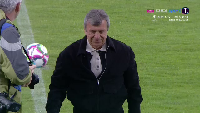 Apariție rară! Dorin Mateuț, prezent la Corvinul - Voluntari_32