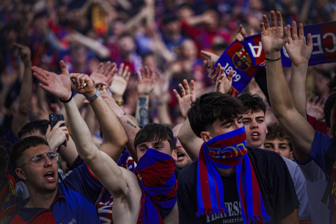 Barcelona e bună de plată! Ce sancțiuni au primit catalanii, după meciul cu PSG_5