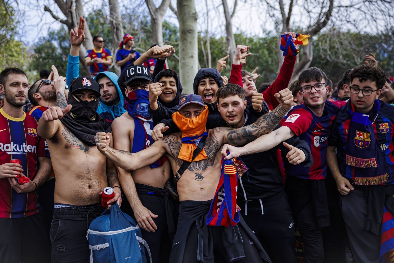 Barcelona e bună de plată! Ce sancțiuni au primit catalanii, după meciul cu PSG_1