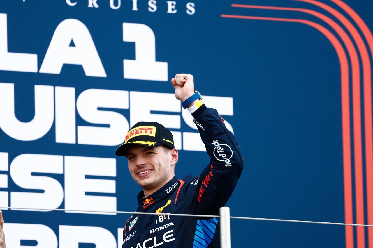 Neașteptat! Max Verstappen susține două echipe de fotbal: