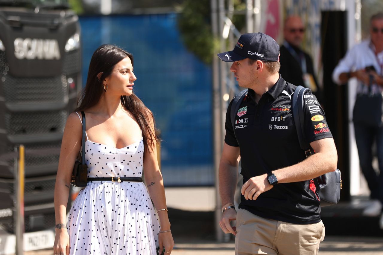 Neașteptat! Max Verstappen susține două echipe de fotbal: