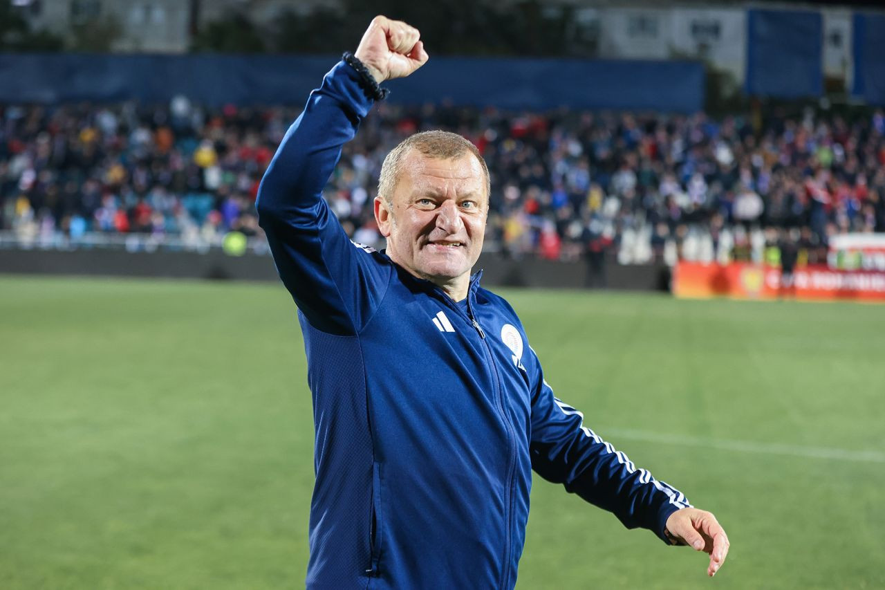 E 2024, vorba lui Mutu, și Dorinel Munteanu nu bate cu parul_3