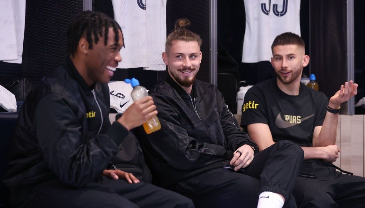 Vești proaste pentru Tottenham! Colegul lui Radu Drăgușin va lipsi tot restul sezonului_1