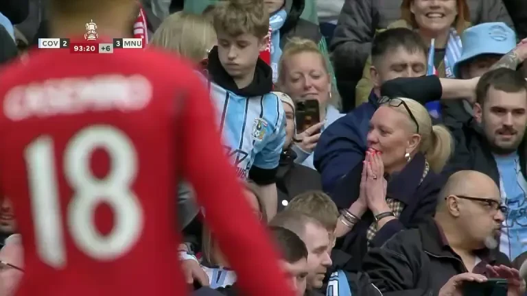 Coventry City - Manchester United: gol Haji Wright