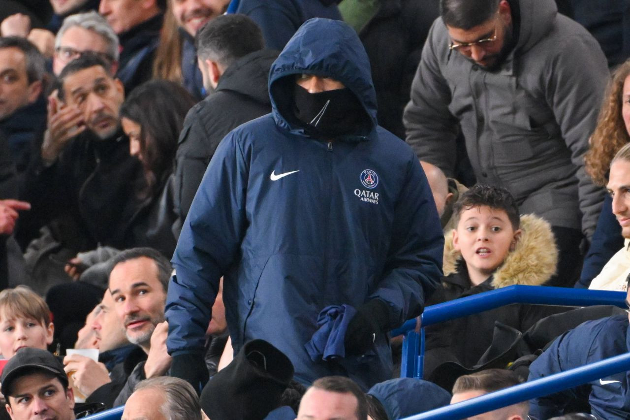 Kylian Mbappe, uitat pe banca de rezerve &icirc;n derby! PSG merge &icirc;nsă brici fără starul francez