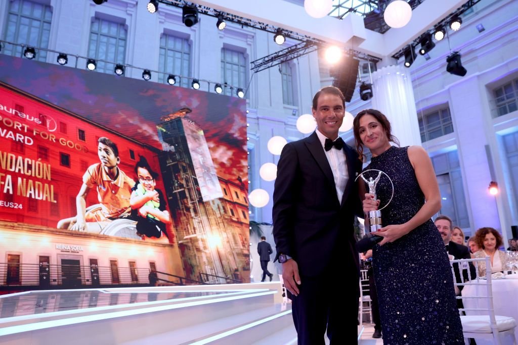 Spectacol la gala premiilor Laureus! Apariție incendiară pentru soția lui Diego Simeone, cu 17 ani mai tânără decât antrenorul_23