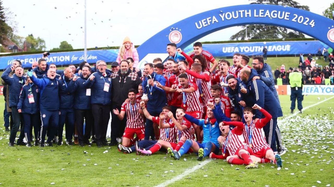 Ce-a fost asta?! Olympiacos Pireu a dezmembrat-o pe AC Milan în finala UEFA Youth League_1