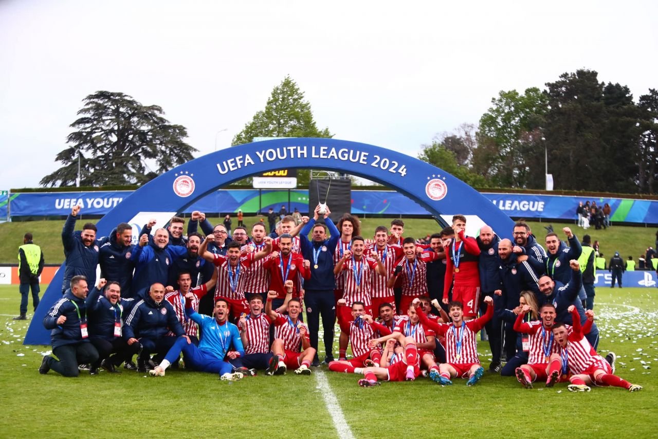 Ce-a fost asta?! Olympiacos Pireu a dezmembrat-o pe AC Milan în finala UEFA Youth League_3
